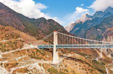 滇藏铁路重难点控制性工程哈巴雪山隧道建设进入冲刺阶段