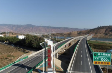 大道笔直通四方！云南宾川至南涧高速公路分段建成通车