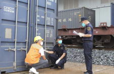 昆明海关监管验放中老铁路国际货运总量突破100万吨