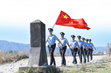 云南：捍卫安全稳定 守护平安幸福